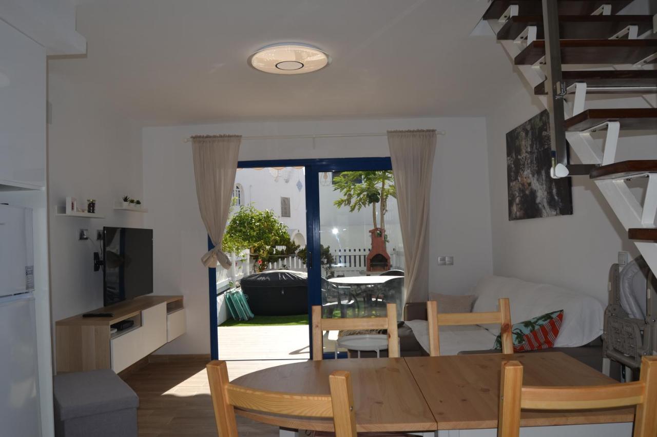 بلايا ديل إنغلز Casa Daniel - Bungalow With Jaccuzzi, Wifi, 2 Bedrooms المظهر الخارجي الصورة